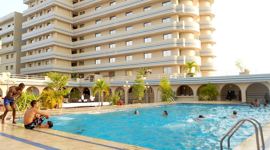 Mid-Range Hotel